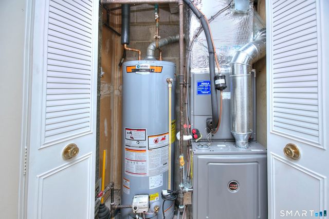 49 Southport Woods Drive 49, Fairfield, CT 06890