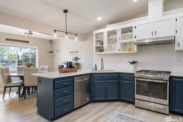 3215 Spring Circle, Silver Springs, NV 89429