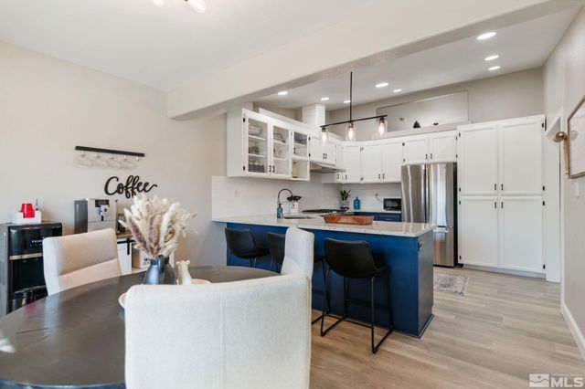 3215 Spring Circle, Silver Springs, NV 89429