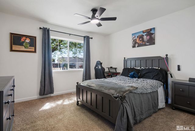 3215 Spring Circle, Silver Springs, NV 89429