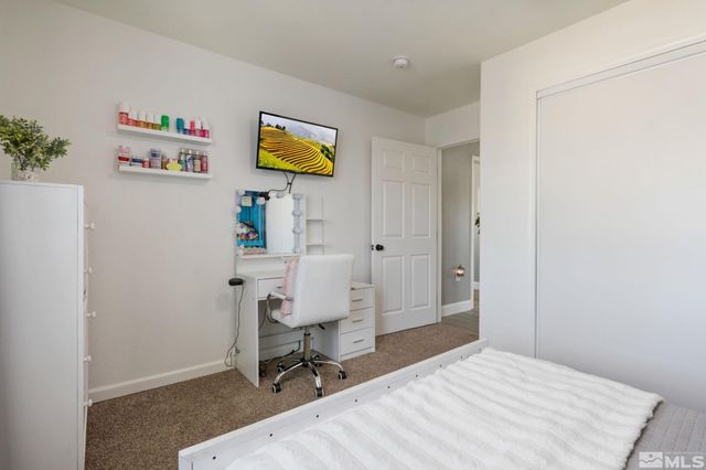 3215 Spring Circle, Silver Springs, NV 89429