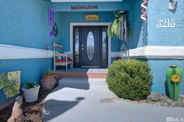 3215 Spring Circle, Silver Springs, NV 89429