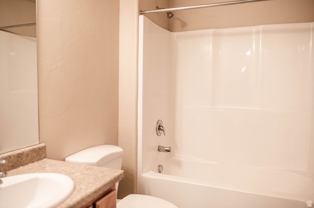 9242 N CORNWALL WAY, Eagle Mountain, UT 84005