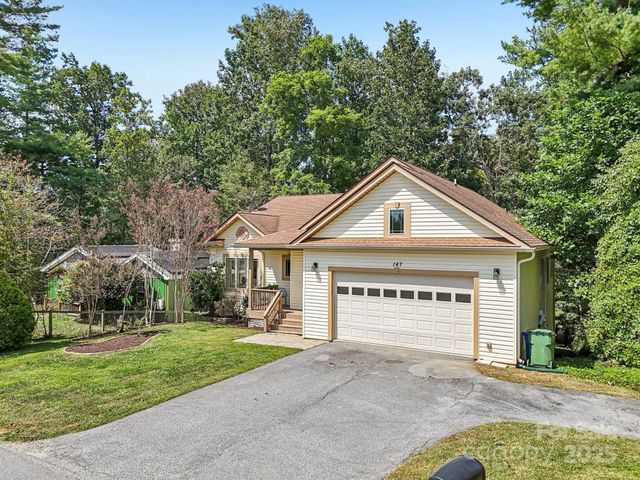 147 Cedar Lane, Arden, NC 28704