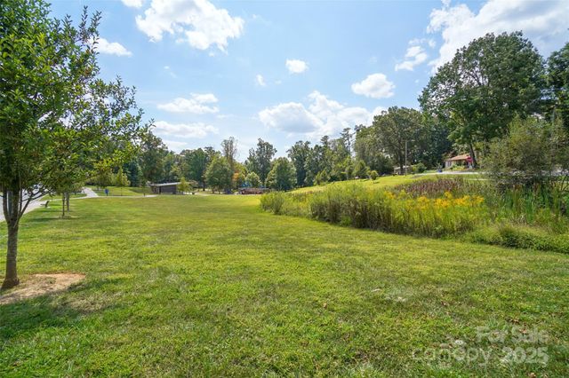 147 Cedar Lane, Arden, NC 28704