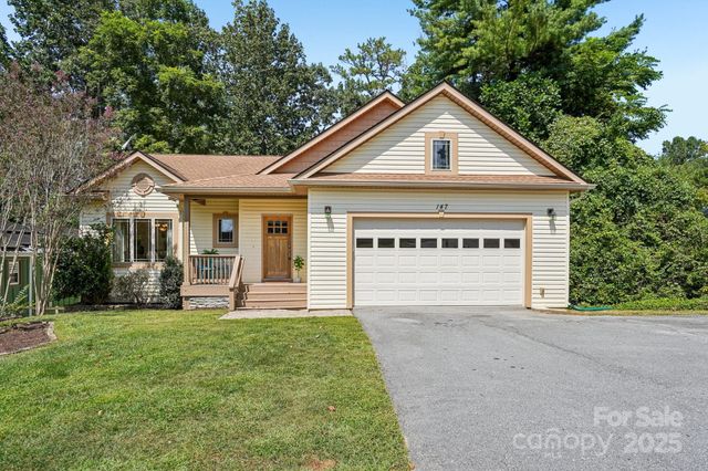 147 Cedar Lane, Arden, NC 28704