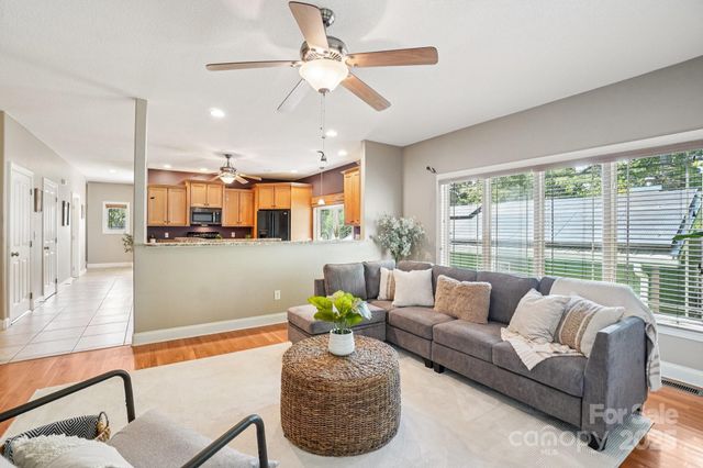 147 Cedar Lane, Arden, NC 28704