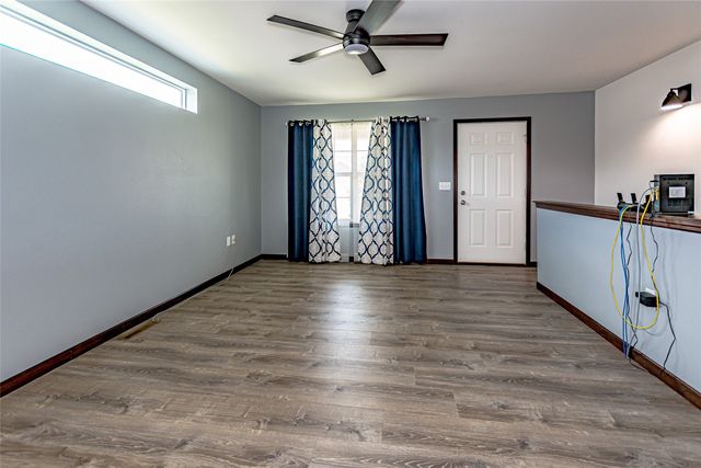 9506 Grand Oaks Drive NE, Cedar Rapids, IA 52402