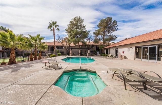 2606 DURANGO Drive 256, Las Vegas, NV 89117