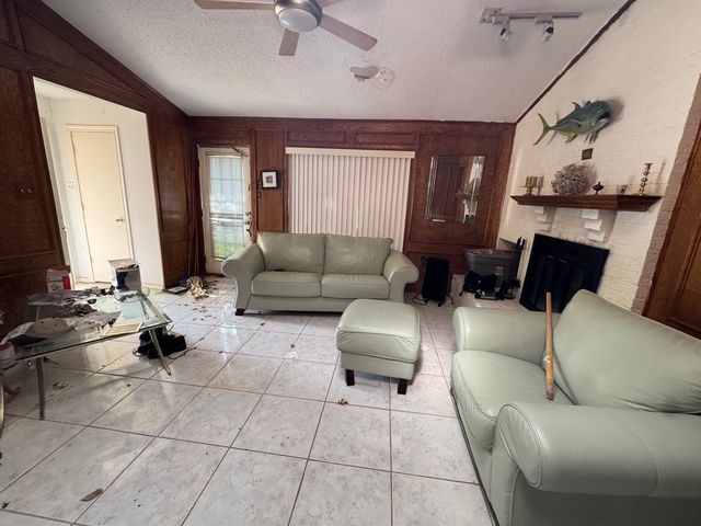 5120 Shoregate Square, Garland, TX 75043