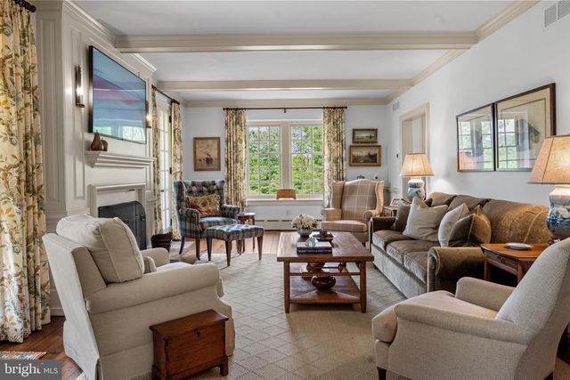 352 STENTON AVE, Plymouth Meeting, PA 19462