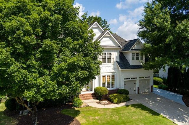 270 Sagamore Cove, Sugar Hill, GA 30518