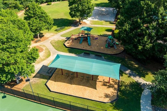 270 Sagamore Cove, Sugar Hill, GA 30518
