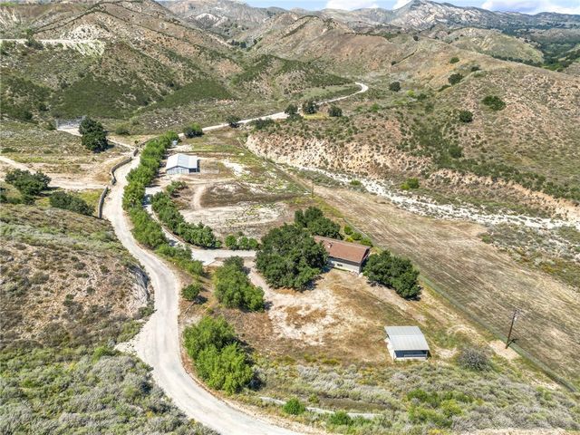 9110 Happy Camp Road, Moorpark, CA 93021
