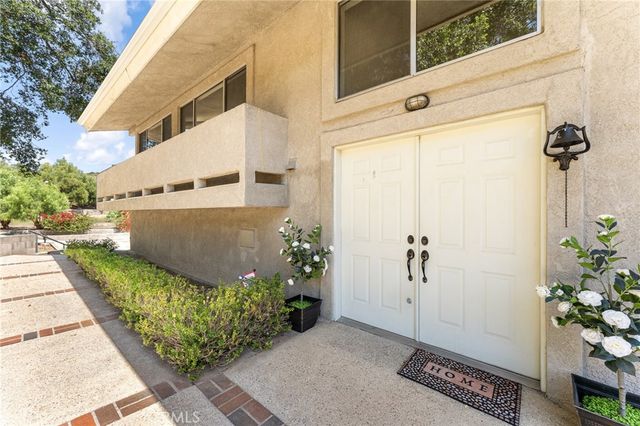 9110 Happy Camp Road, Moorpark, CA 93021