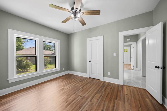 617 N Beal ST, Belton, TX 76513