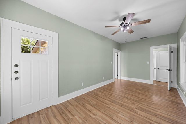 617 N Beal ST, Belton, TX 76513