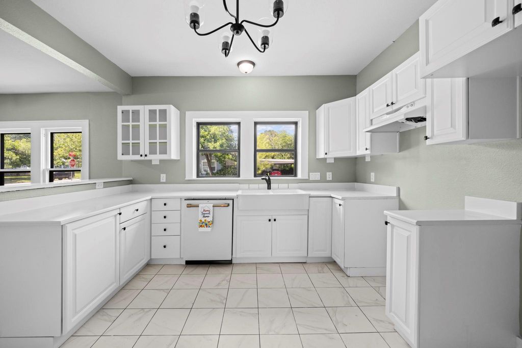 617 N Beal ST, Belton, TX 76513