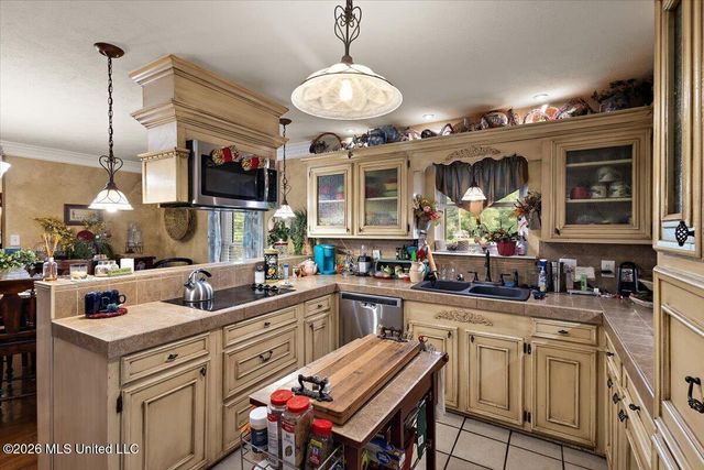 161 Mccarty Road, Jackson, MS 39212