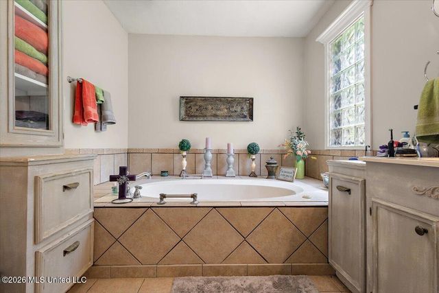 161 Mccarty Road, Jackson, MS 39212