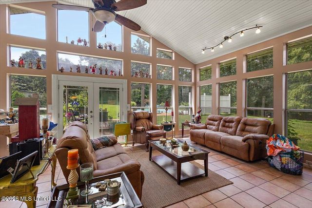161 Mccarty Road, Jackson, MS 39212