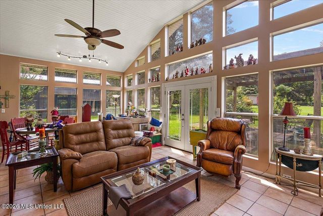 161 Mccarty Road, Jackson, MS 39212