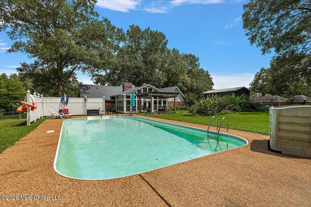 161 Mccarty Road, Jackson, MS 39212