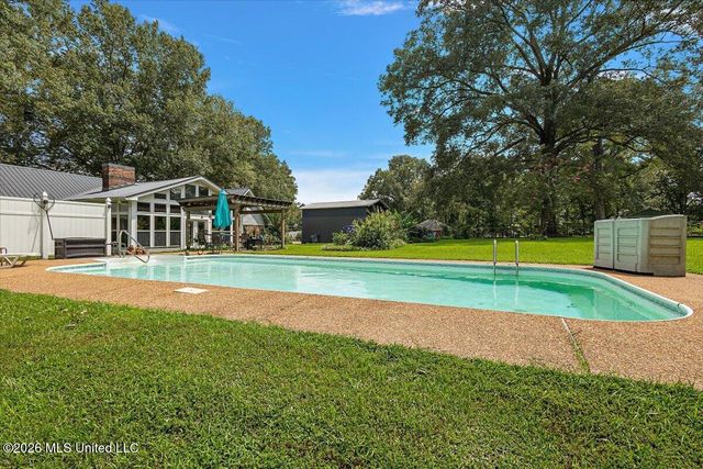 161 Mccarty Road, Jackson, MS 39212