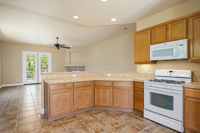 53380 Avenida Obregon, La Quinta, CA 92253