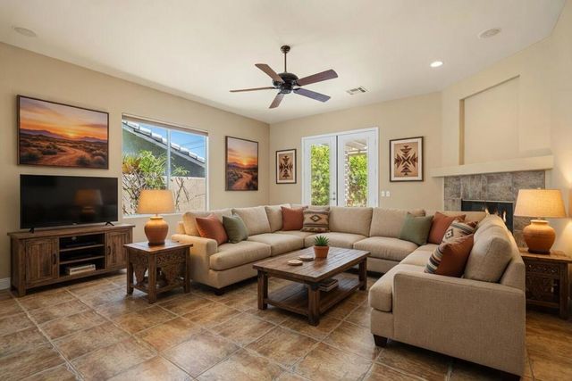 53380 Avenida Obregon, La Quinta, CA 92253