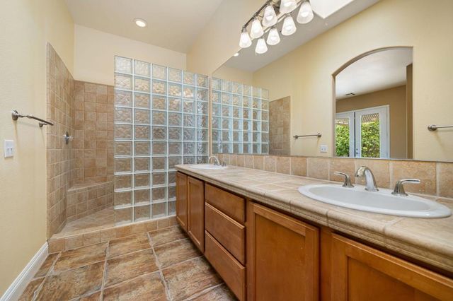 53380 Avenida Obregon, La Quinta, CA 92253