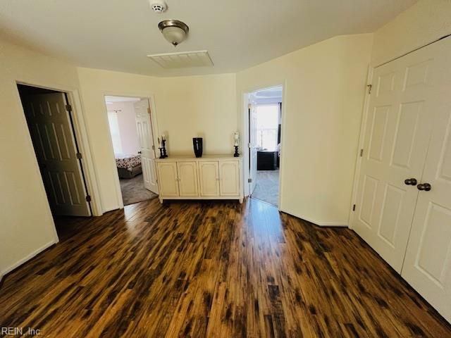 1000 Joan CT, Chesapeake, VA 23322