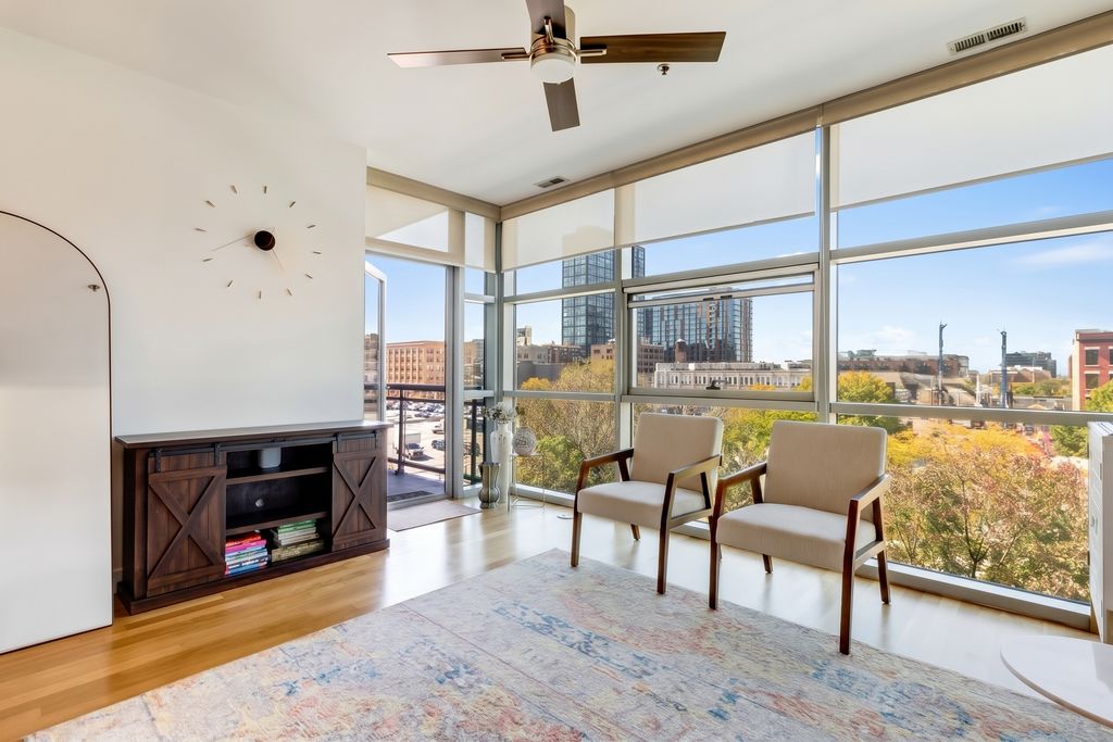 225 S Sangamon Street 410, Chicago, IL 60607 — photo 2