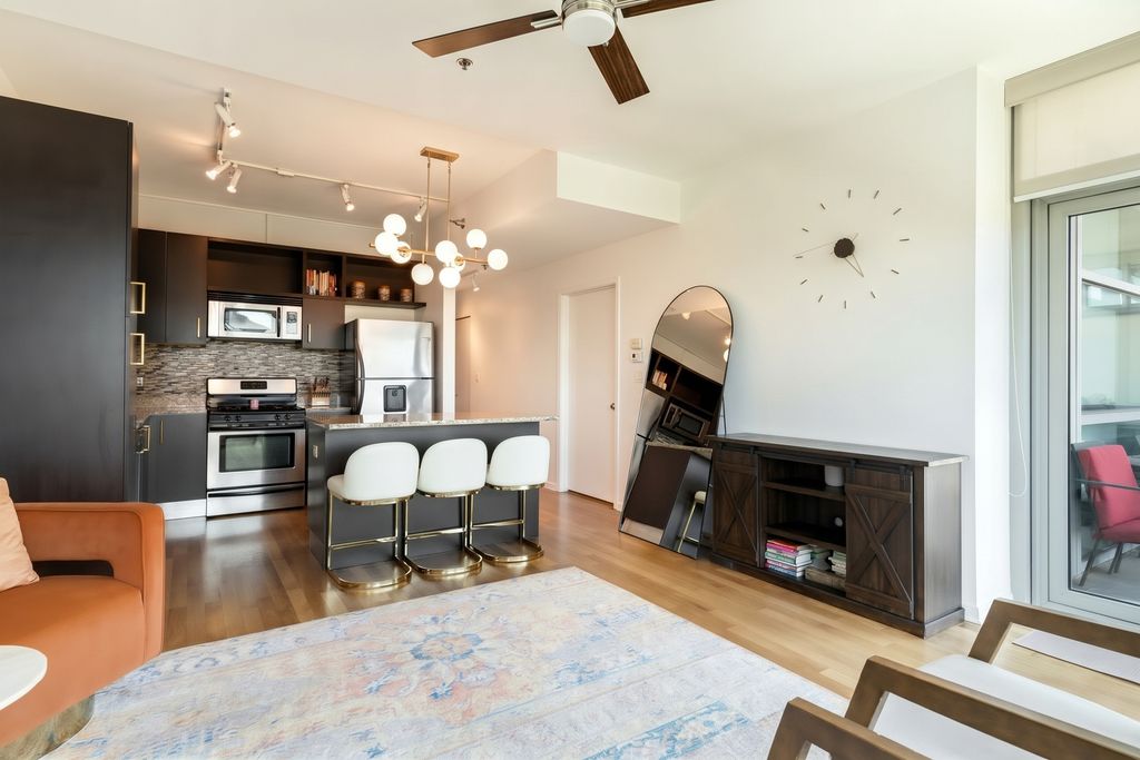 225 S Sangamon Street 410, Chicago, IL 60607 — photo 4
