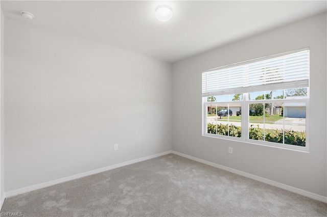 27580 Los Amigos LN, Bonita Springs, FL 34135