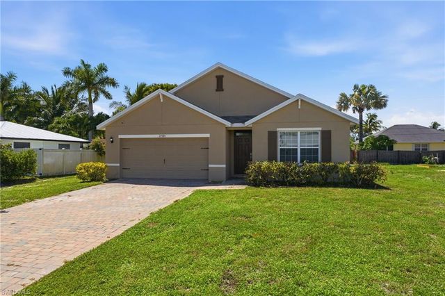 27580 Los Amigos LN, Bonita Springs, FL 34135
