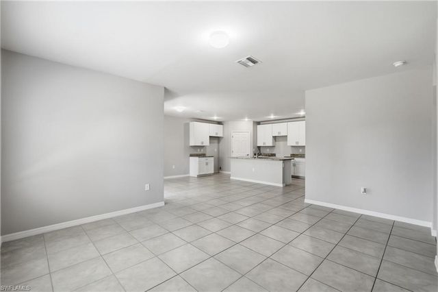 27580 Los Amigos LN, Bonita Springs, FL 34135