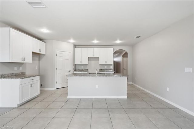 27580 Los Amigos LN, Bonita Springs, FL 34135