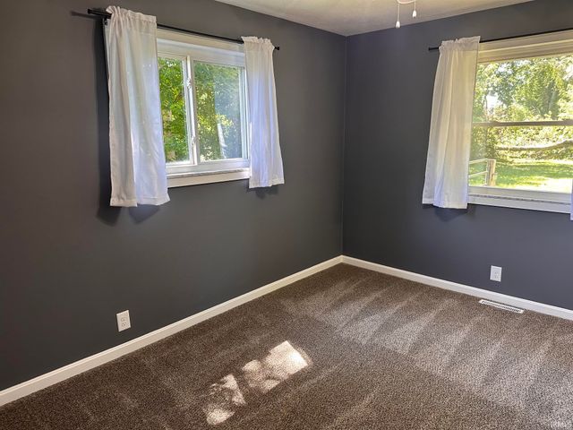 1742 E Range Line Road, Greencastle, IN 46135