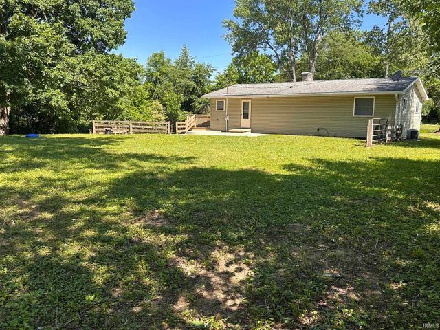 1742 E Range Line Road, Greencastle, IN 46135