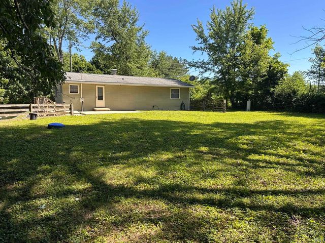 1742 E Range Line Road, Greencastle, IN 46135