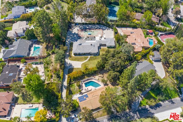 19630 Rosita Street, Tarzana, CA 91356