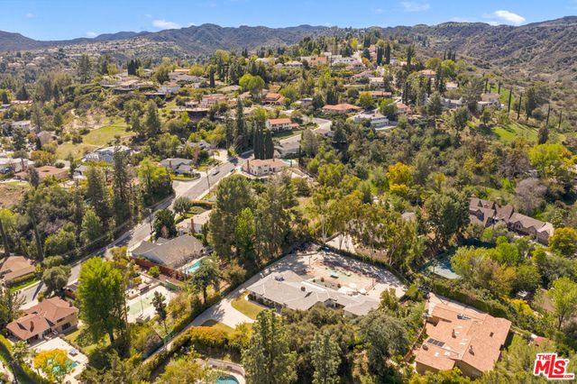 19630 Rosita Street, Tarzana, CA 91356