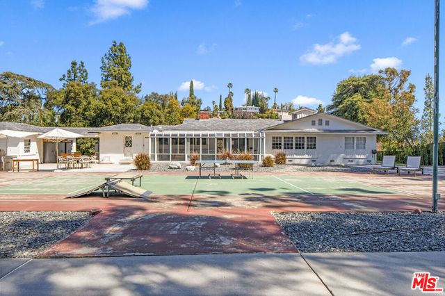 19630 Rosita Street, Tarzana, CA 91356