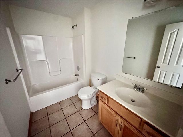 206 N Elm Street, Holden, MO 64040