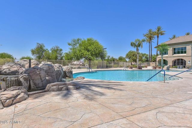 13612 W ROBERTSON Drive, Sun City West, AZ 85375
