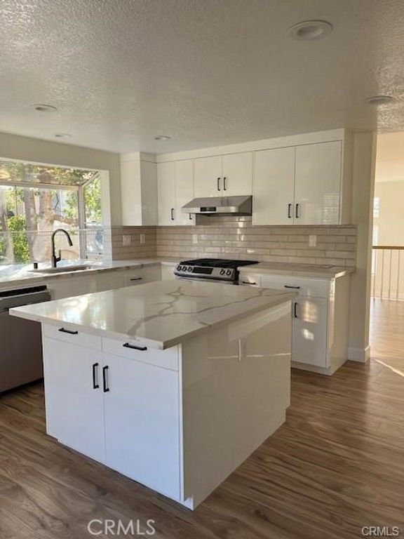 Image 11 of property listing at 2300 Maple Avenue 80, Torrance, CA 90503