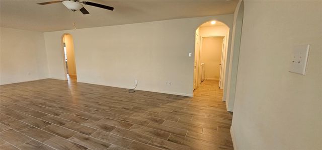 161 Allington CIR, Jarrell, TX 76537