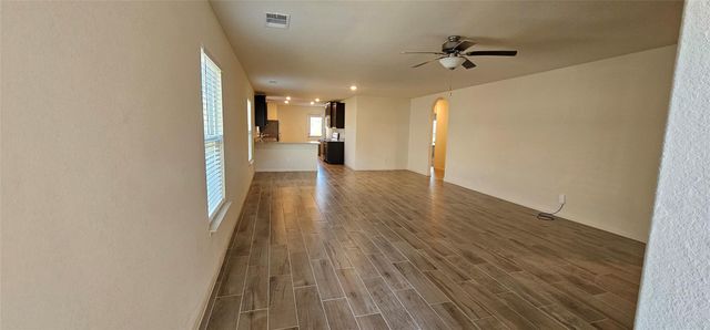 161 Allington CIR, Jarrell, TX 76537