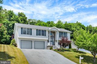 1203 LINCOLN ST, Duncannon, PA 17020